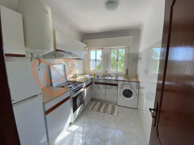 Apartamento T1 para Venda em Albufeira e Olhos de Água Foto 4