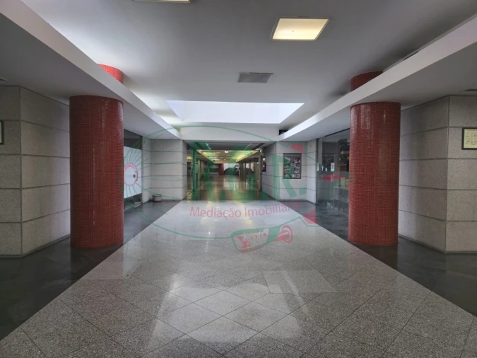 Loja para Venda em Gondomar (São Cosme), Valbom e Jovim Foto 6