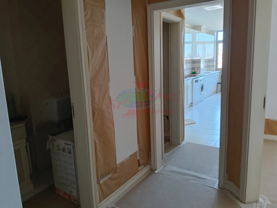 Apartamento T4 para Venda em Santo Antonio dos Olivais Foto 5