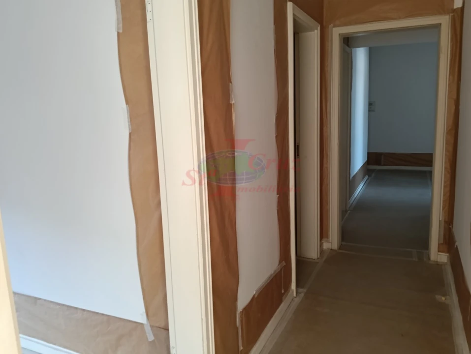 Apartamento T4 para Venda em Santo Antonio dos Olivais Foto 18