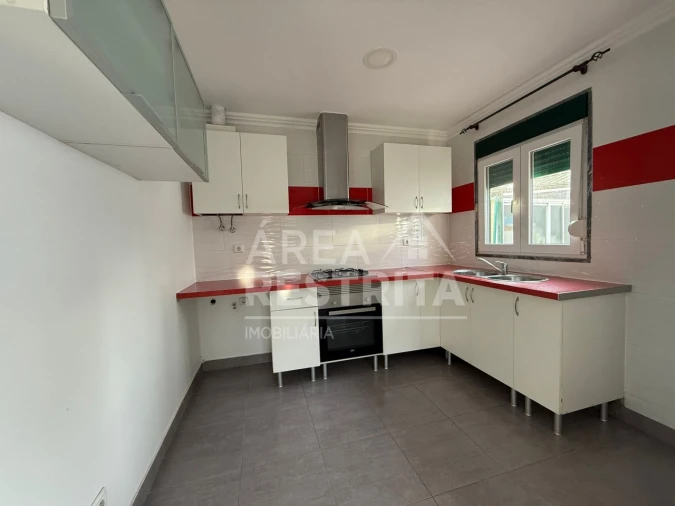 Moradia T2 para Venda em Fernao Ferro Foto 8