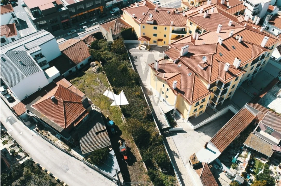 Prédio para Venda em Venda do Pinheiro e Santo Estêvão das Galés Foto 1