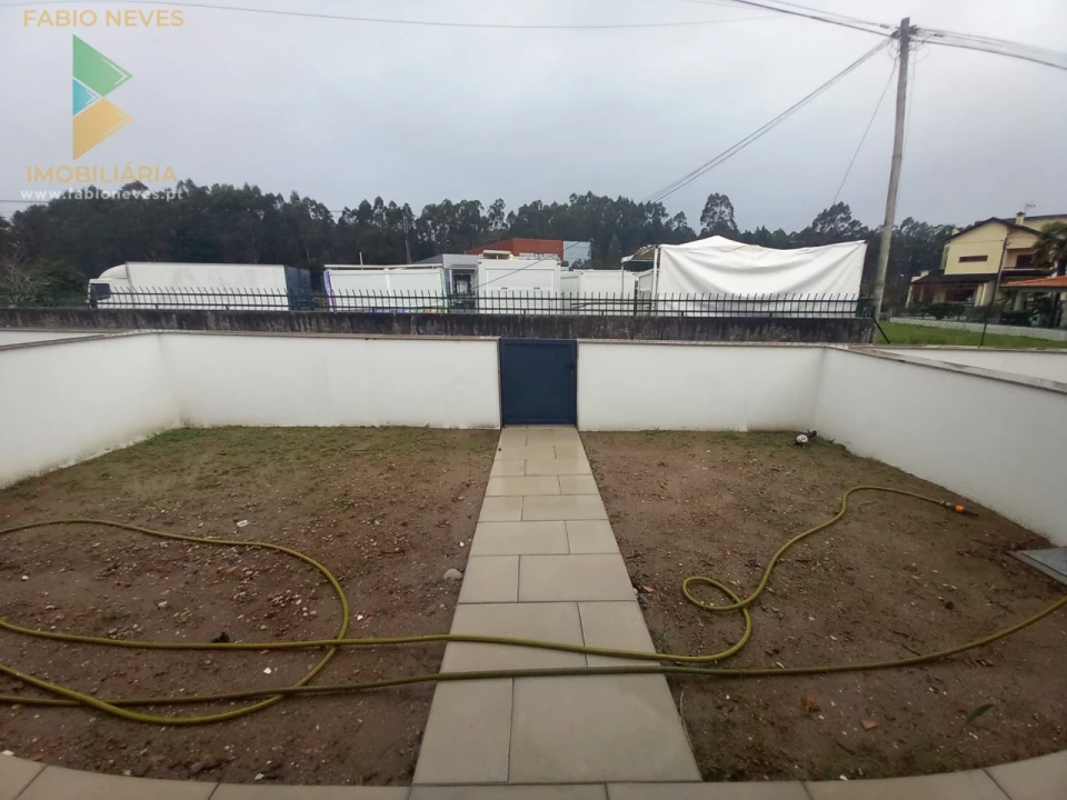 Moradia T3 para Venda em Fontão Foto 6