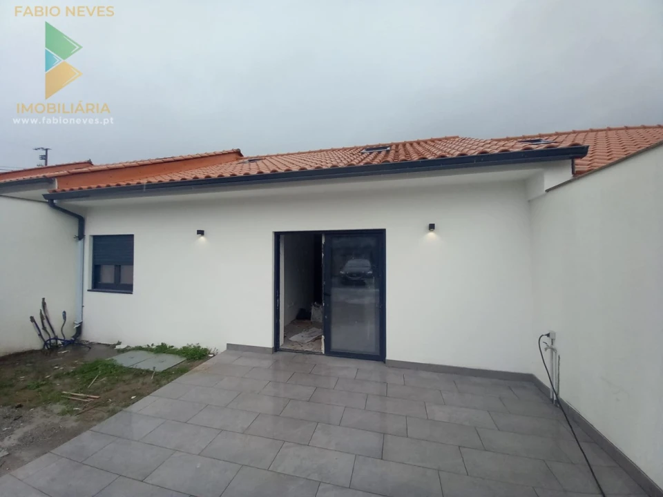 Moradia T3 para Venda em Fontão Foto 5