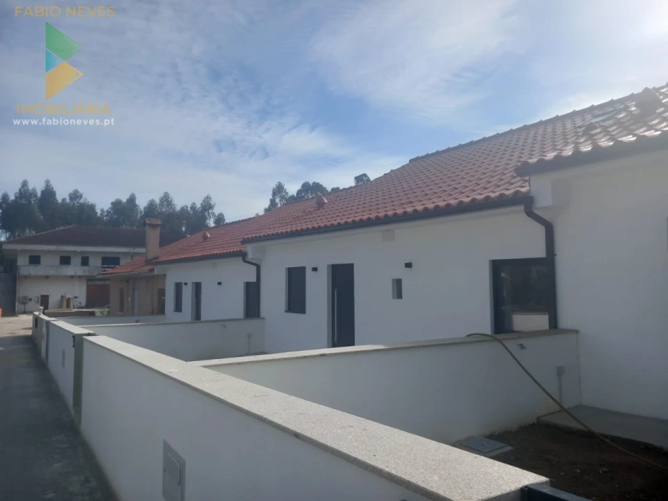 Moradia T3 para Venda em Fontão Foto 3