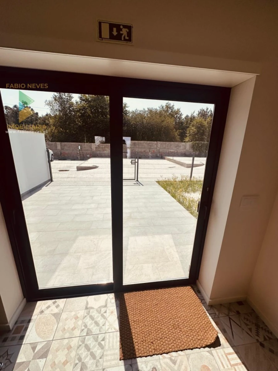 Moradia T3 para Venda em Fontão Foto 8