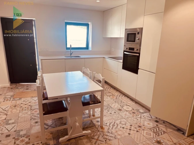 Moradia T3 para Venda em Fontão Foto 10