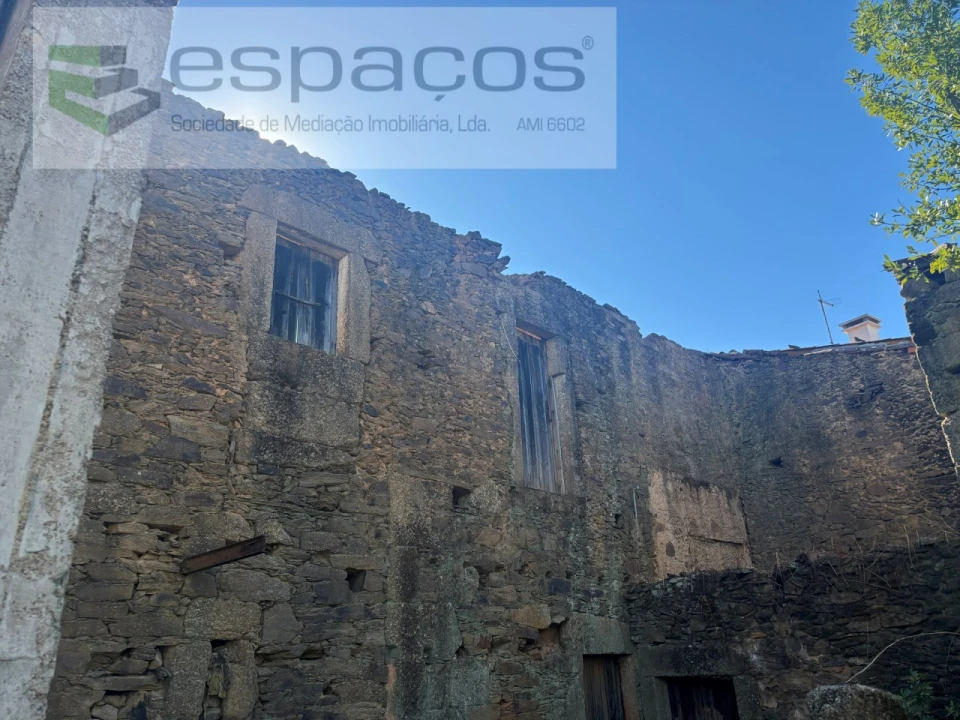 Moradia T3 para Venda em Salgueiro do Campo Foto 18