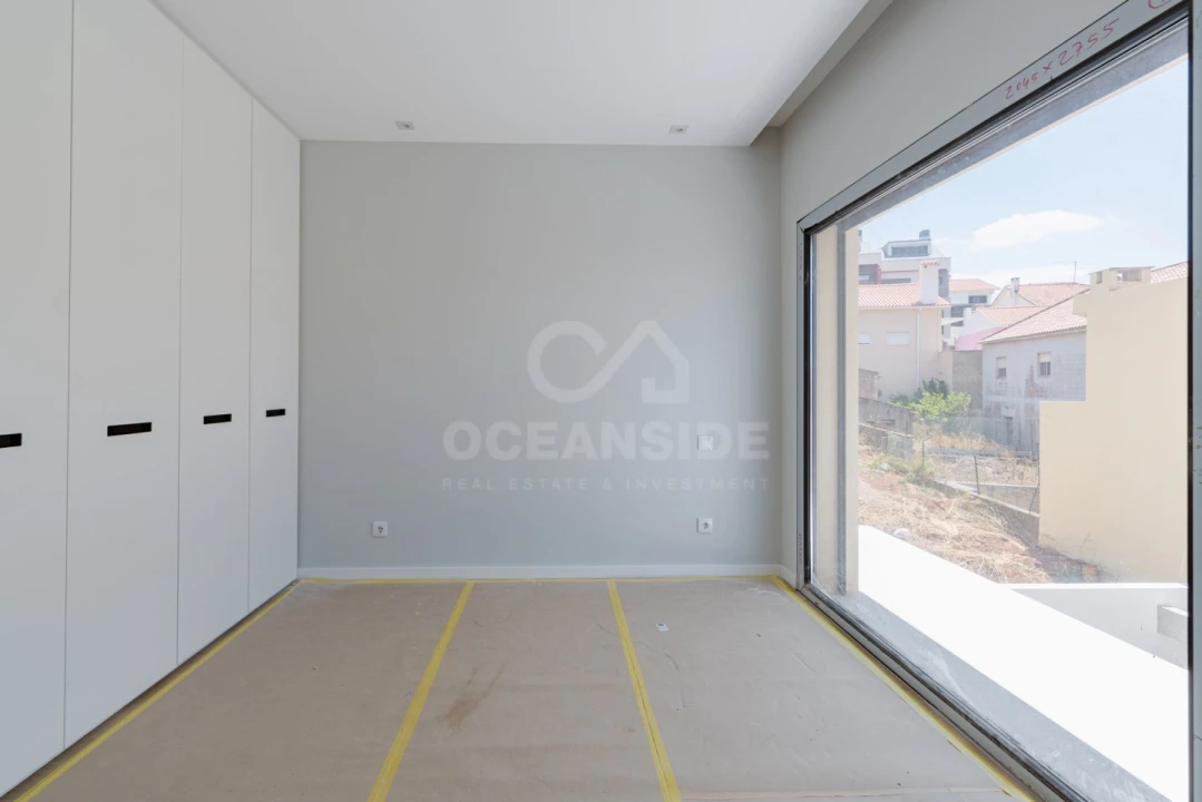 Moradia T4 para Venda em Carcavelos e Parede Foto 12
