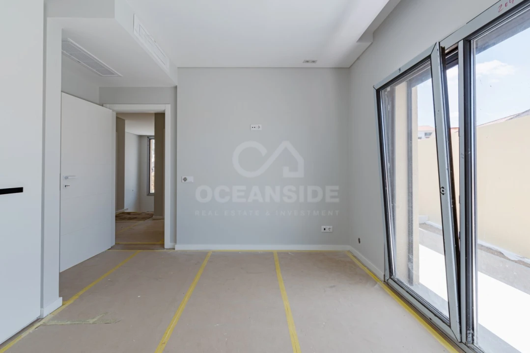 Moradia T4 para Venda em Carcavelos e Parede Foto 18
