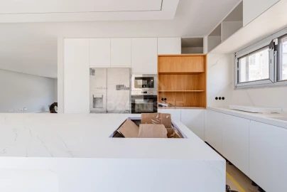 Moradia T4 para Venda em Carcavelos e Parede