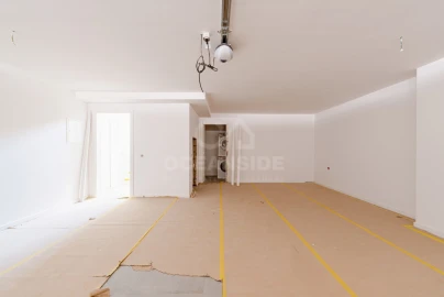 Moradia T4 para Venda em Carcavelos e Parede
