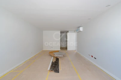 Moradia T4 para Venda em Carcavelos e Parede