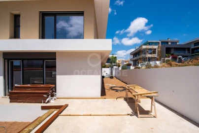 Moradia T4 para Venda em Carcavelos e Parede