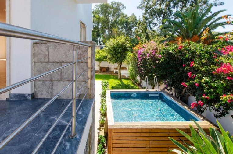 Moradia T4 para Arrendamento em Barcarena Foto 3