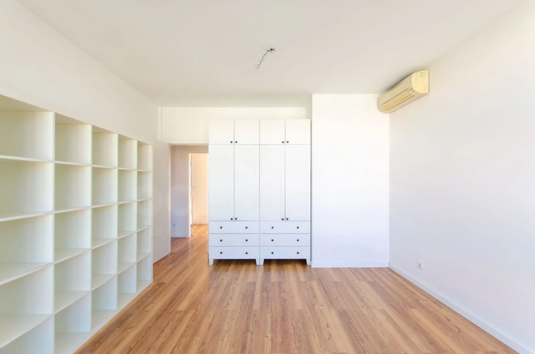 Moradia T4 para Venda em Barcarena Foto 23