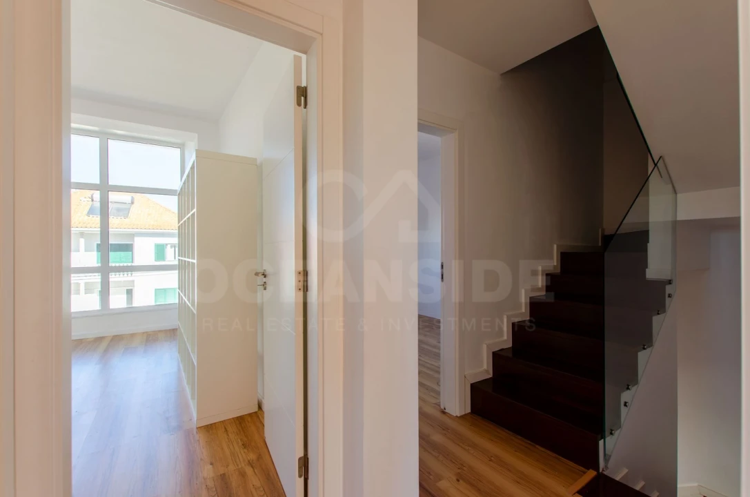 Moradia T4 para Venda em Barcarena Foto 20