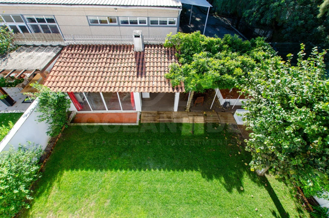 Moradia T4 para Venda em Barcarena Foto 39