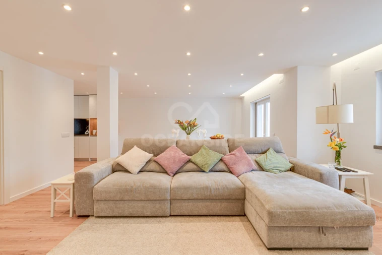 Moradia T4 para Venda em Carcavelos e Parede Foto 4