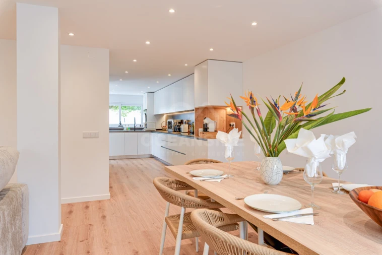 Moradia T4 para Venda em Carcavelos e Parede Foto 9