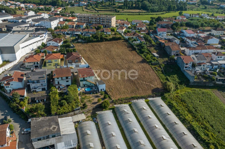 Terreno para Venda em Santo Tirso, Couto (Santa Cristina e São Miguel) e Burgães Foto 4