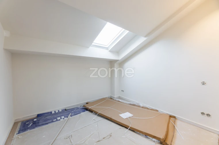 Apartamento T2 para Arrendamento em Braga (São José de São Lázaro e São João do Souto) Foto 7