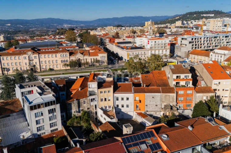 Apartamento T2 para Arrendamento em Braga (São José de São Lázaro e São João do Souto) Foto 35