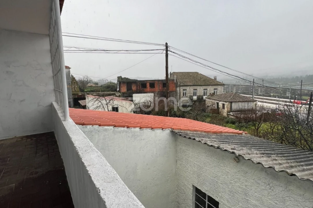 Moradia T4 para Venda em Forno Telheiro Foto 29