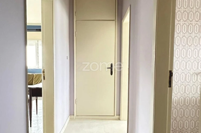 Moradia T4 para Venda em Forno Telheiro Foto 16