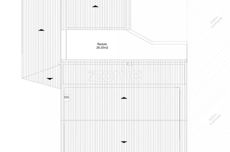 Moradia T4 para Venda em Forno Telheiro Foto 33