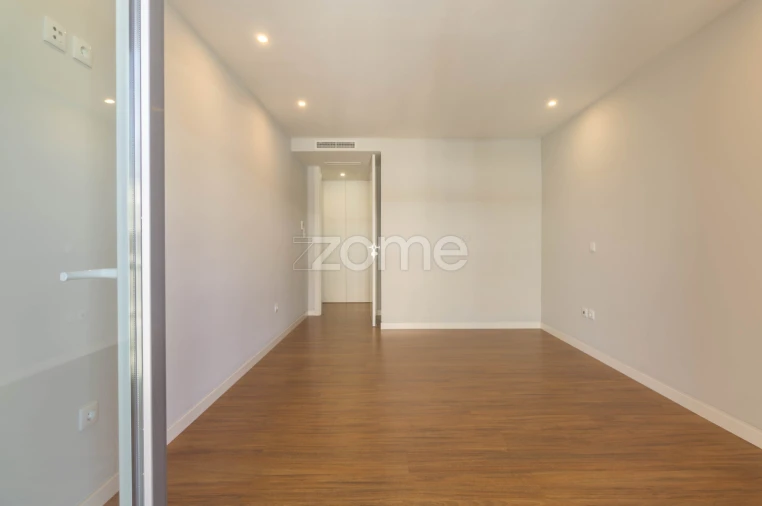 Apartamento T2 para Arrendamento em Carcavelos e Parede Foto 12