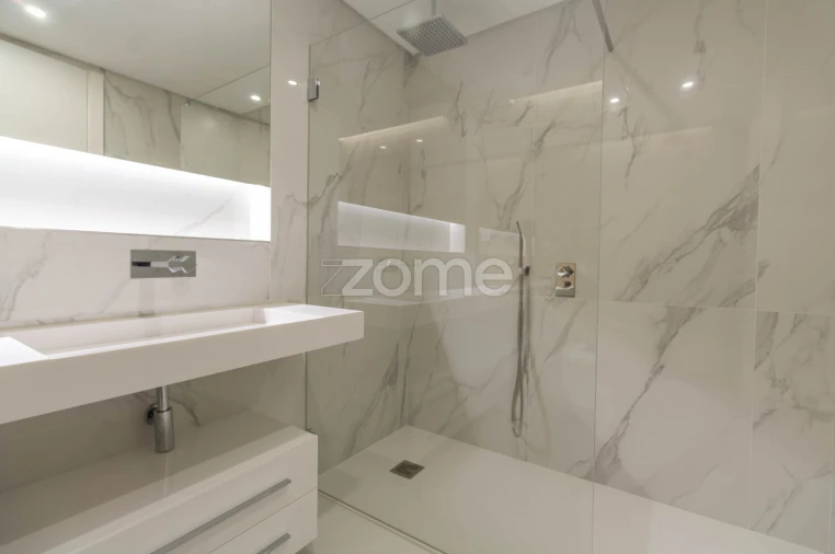 Apartamento T2 para Arrendamento em Carcavelos e Parede Foto 14