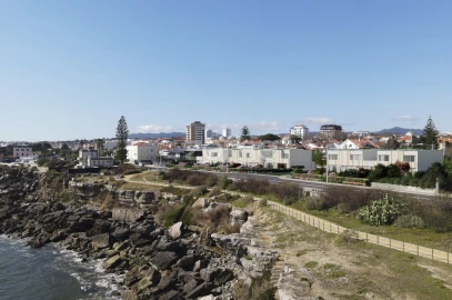 Moradia T4 para Venda em Cascais e Estoril