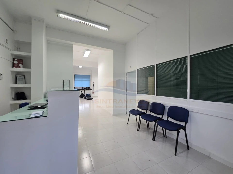 Negócio para Arrendamento em Mina de Água Foto 2