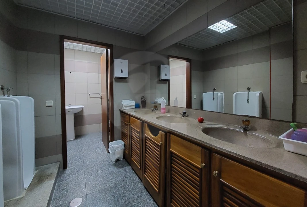 Loja para Venda em Vila do Conde Foto 17