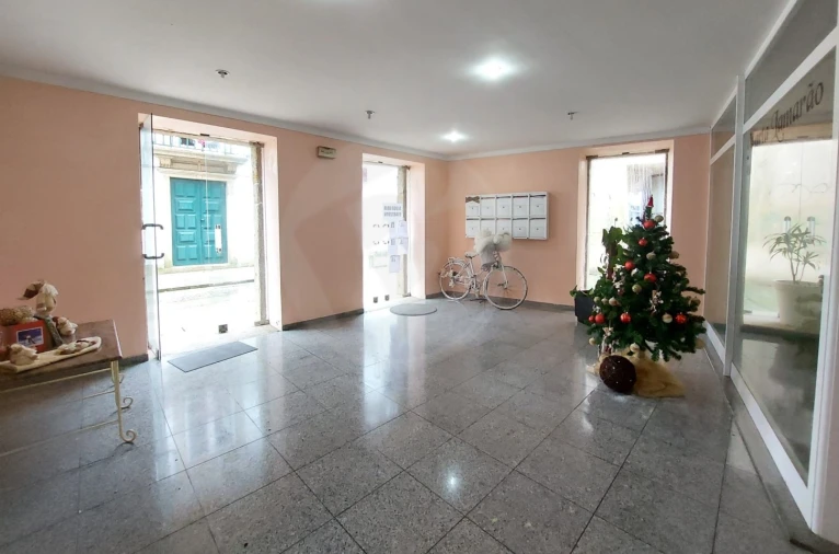 Loja para Venda em Vila do Conde Foto 9