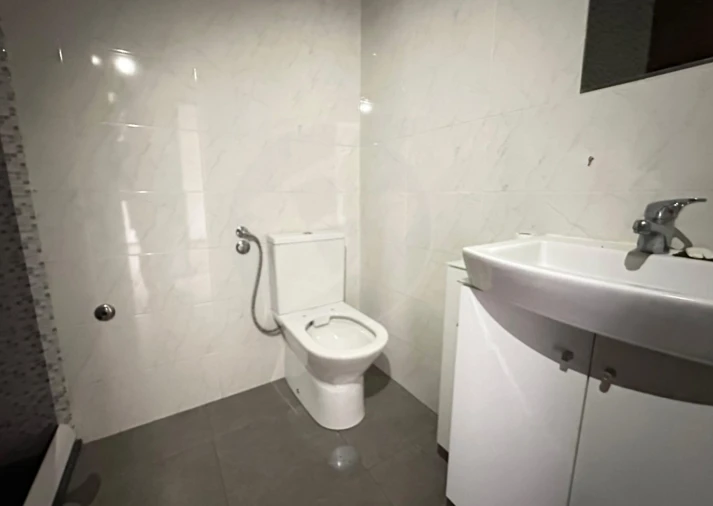 Prédio para Venda em Aver-O-Mar, Amorim e Terroso Foto 7