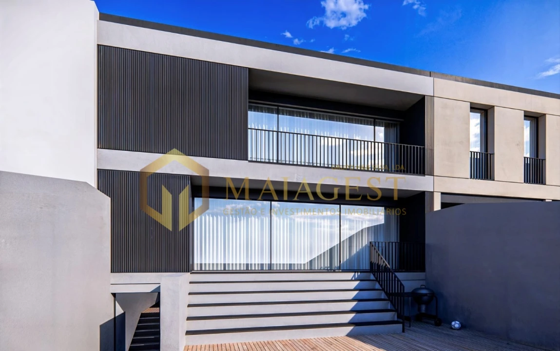 Moradia T3 para Venda em Folgosa Foto 8