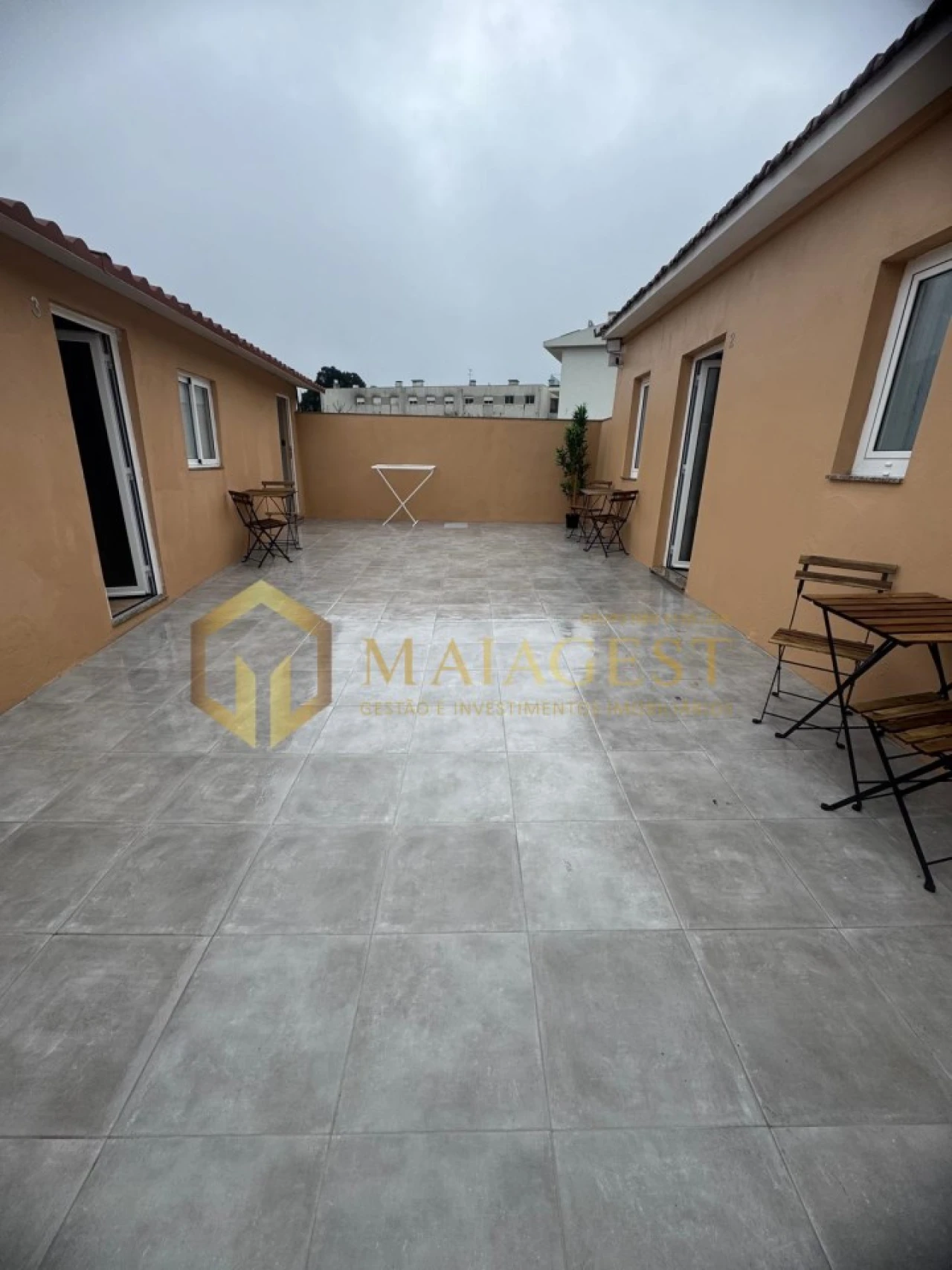 Moradia T3 para Venda em Canelas Foto 1