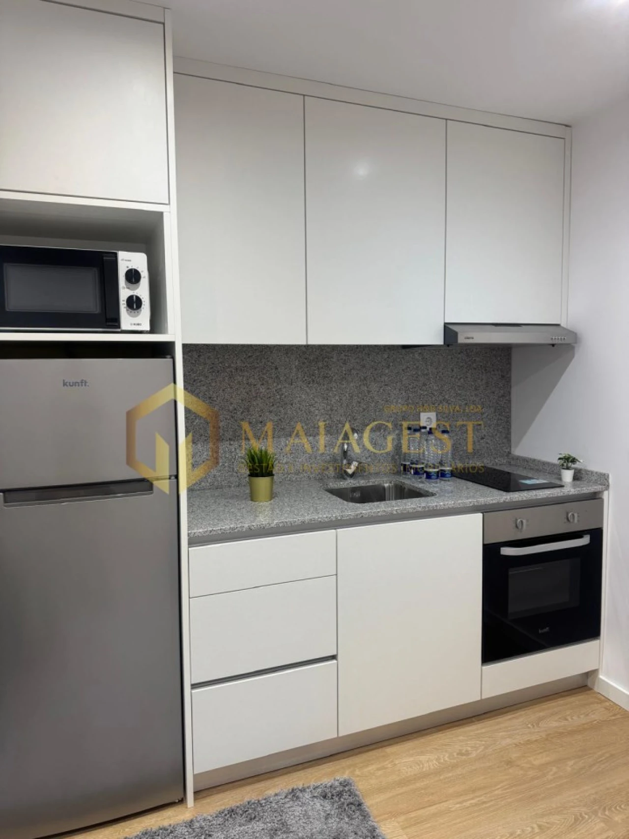 Moradia T3 para Venda em Canelas Foto 4