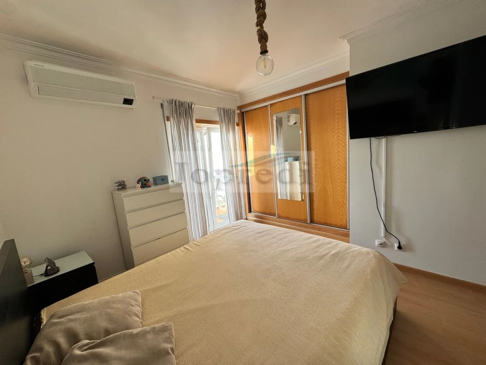 Apartamento T3 para Venda em São Domingos de Rana Foto 9