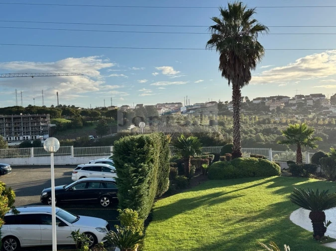 Apartamento T3 para Venda em São Domingos de Rana Foto 38