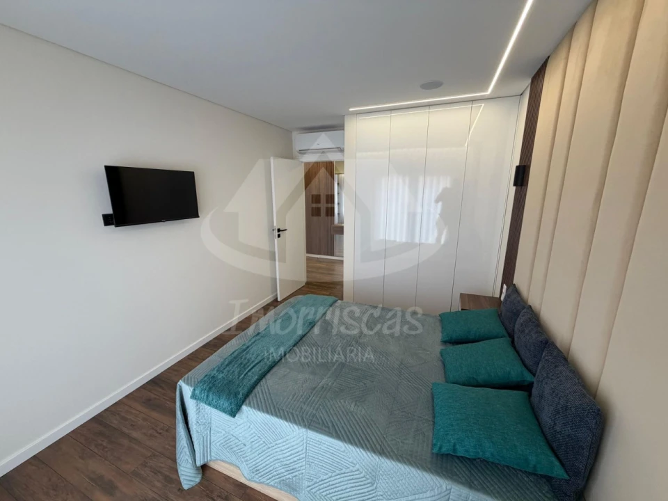 Apartamento T2 para Venda em Póvoa de Santa Iria e Forte da Casa Foto 18