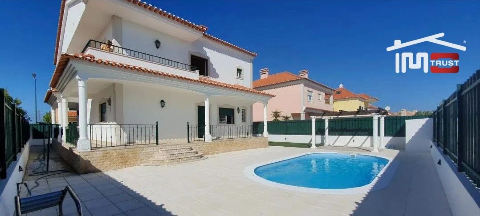 Moradia T4 para Arrendamento em Atalaia e Alto Estanqueiro-Jardia Foto 1