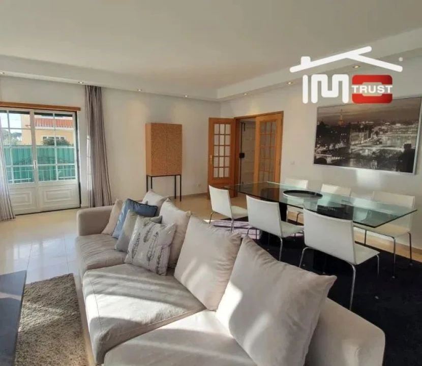 Moradia T4 para Arrendamento em Atalaia e Alto Estanqueiro-Jardia Foto 3