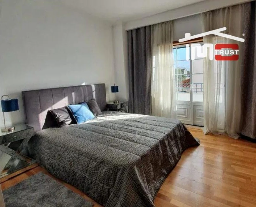 Moradia T4 para Arrendamento em Atalaia e Alto Estanqueiro-Jardia Foto 14