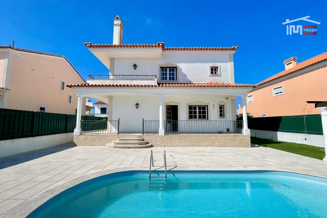 Moradia T4 para Arrendamento em Atalaia e Alto Estanqueiro-Jardia Foto 2