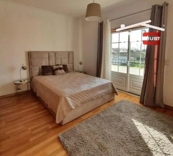 Moradia T4 para Arrendamento em Atalaia e Alto Estanqueiro-Jardia Foto 18