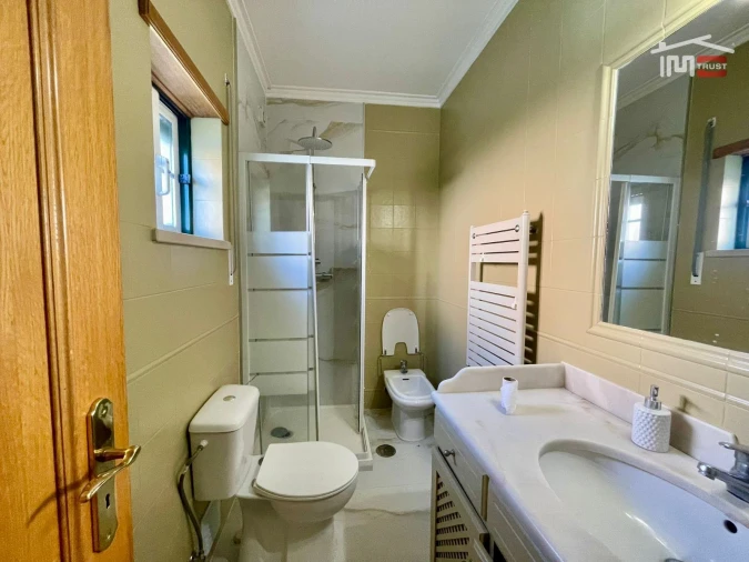 Moradia T4 para Arrendamento em Atalaia e Alto Estanqueiro-Jardia Foto 16