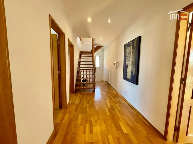 Moradia T4 para Arrendamento em Atalaia e Alto Estanqueiro-Jardia Foto 19